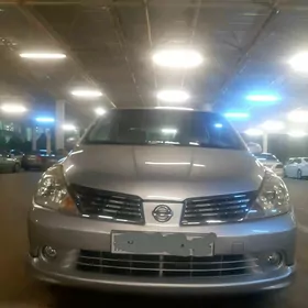 Nissan Tiida 2007