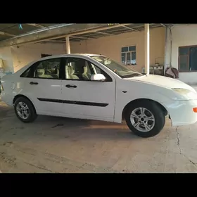 Ford Focus 2000