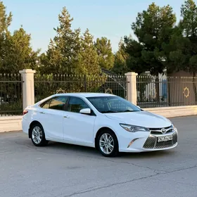 Toyota Camry 2016