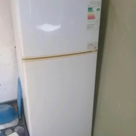 SAMSUNG холодильник
