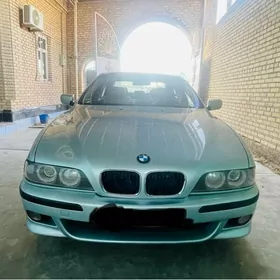 BMW E39 1999