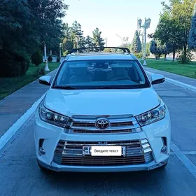 Toyota Highlander 2018