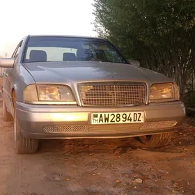 Mercedes-Benz 190E 1999