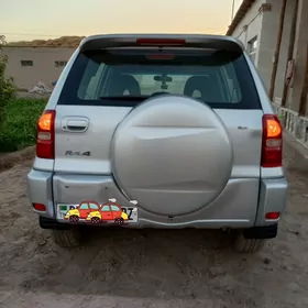 Toyota RAV4 2004