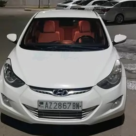 Hyundai Elantra 2011