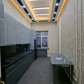 Подвойского  2 комнатная 100м²
