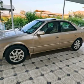 Toyota Camry 1998
