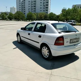 Opel Astra 2002