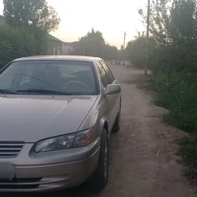 Toyota Camry 1999