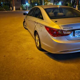 Hyundai Sonata 2012
