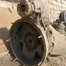 beton mikser reduktory
