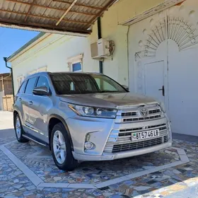 Toyota Highlander 2017