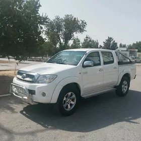 Toyota Hilux 2010