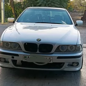 BMW E39 2002