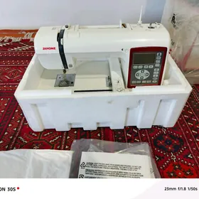JANOME 230