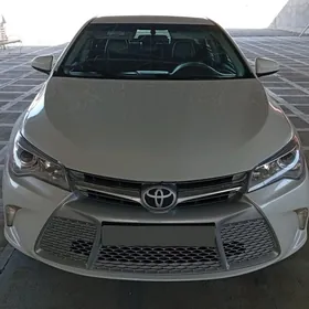 Toyota Camry 2017