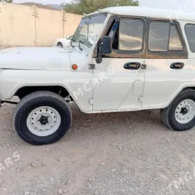 UAZ Profi 2002