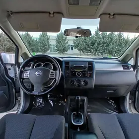 Nissan Versa 2009