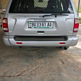 Nissan Pathfinder 2002