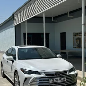 Toyota Avalon 2019