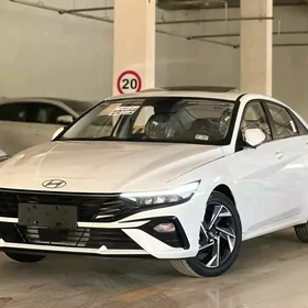 Hyundai Elantra 2025