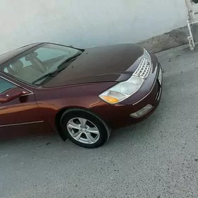 Toyota Avalon 2001