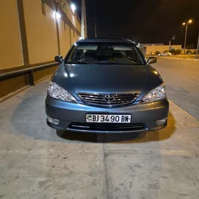 Toyota Camry 2004