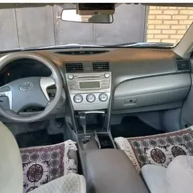 Toyota Camry 2010
