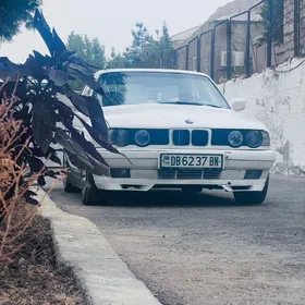 BMW E34 1988