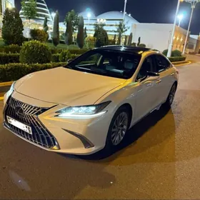 Lexus ES 350 2019