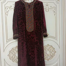 Gyzyl güli  pombah