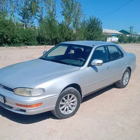 Toyota Camry 1993