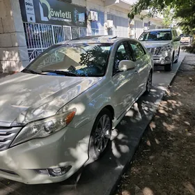 Toyota Avalon 2011