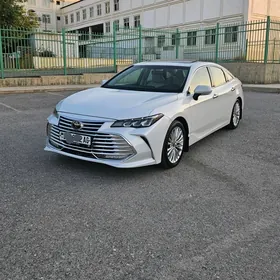Toyota Avalon 2019