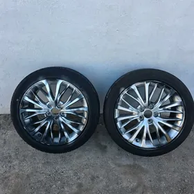 18lik Camry diska