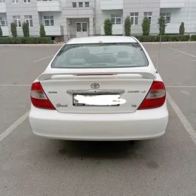 Toyota Camry 2003
