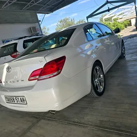 Toyota Avalon 2005