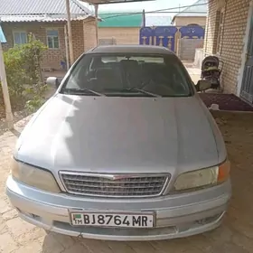 Nissan Maxima 1999