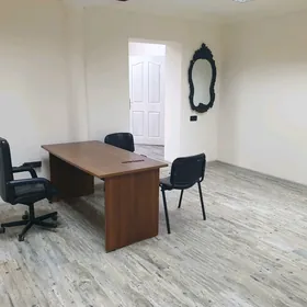 офис в центре города / ofis