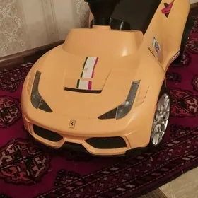 Детская машинка