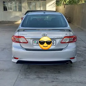 Toyota Corolla 2013