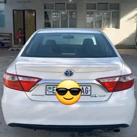 Toyota Camry 2017