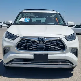 Toyota Highlander 2020
