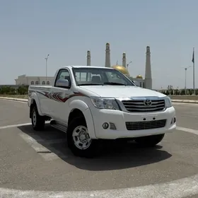 Toyota Hilux 2014