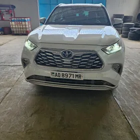 Toyota Highlander 2022