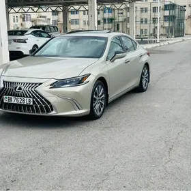 Lexus ES 350 2022