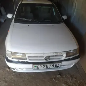 Opel Astra 1993
