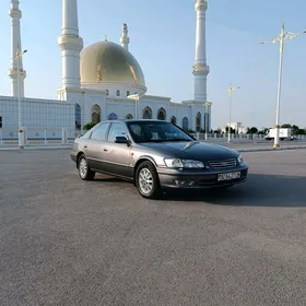 Toyota Camry 2001