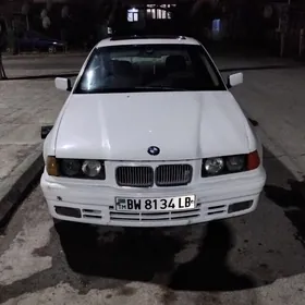 BMW 323 1992
