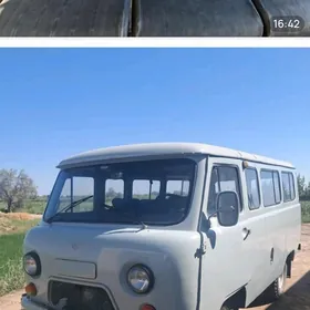 UAZ 469 1999